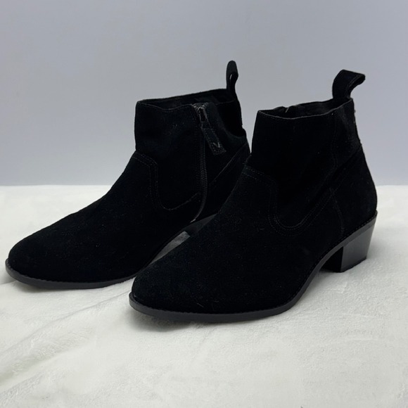 Vionic Vera Black Suede Booties Water Resistant Orthotic Ankle Boots‎ Size 10 - Picture 1 of 9